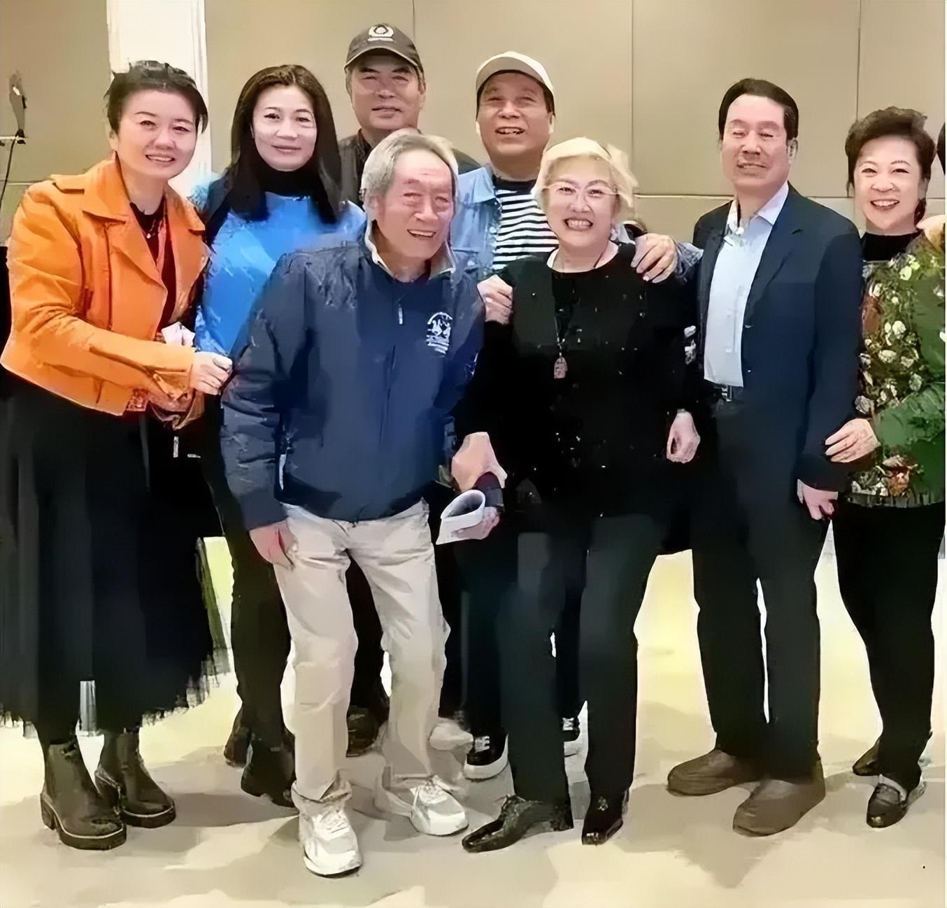 老太太BGMBGMBGM视频1老太太与BGMBGMBGM视频的意外邂逅-第2张图片