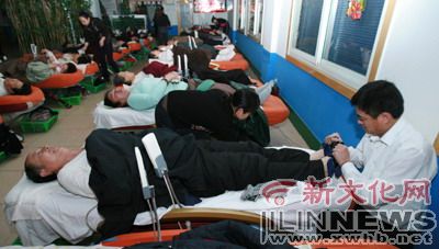 调教脚奴，一种不健康且非法的行为-第3张图片