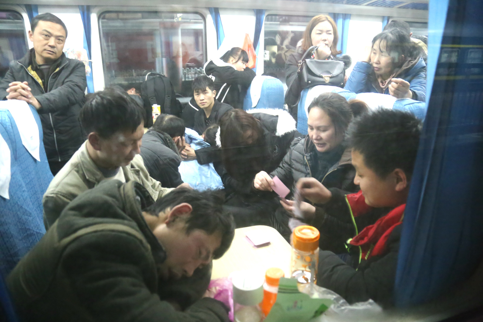 两个人的WWW免费视频探索网络世界的免费视频，两个人的精彩故事-第2张图片
