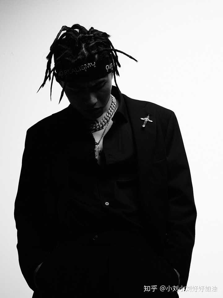 仙踪林19岁RAPPER潮水偷轨仙踪林中的19岁RAPPER，潮水之下的偷轨故事-第2张图片