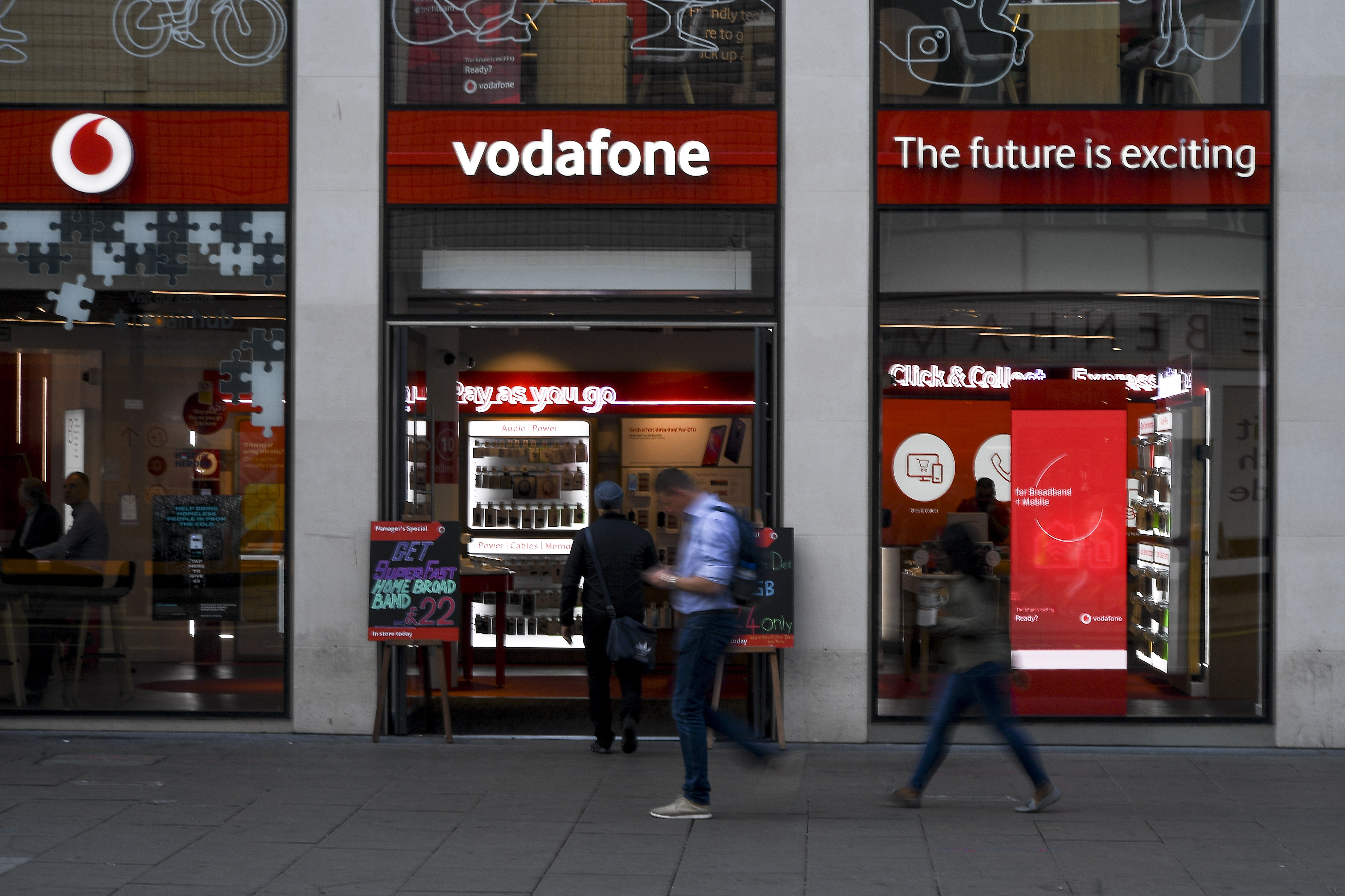 欧美vodafone精品性欧美VODAFONEA18HD，引领全球通信技术的先锋-第2张图片