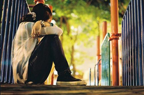 一夜之间的遭遇，关于被10个男人灌了一夜精子的经历
