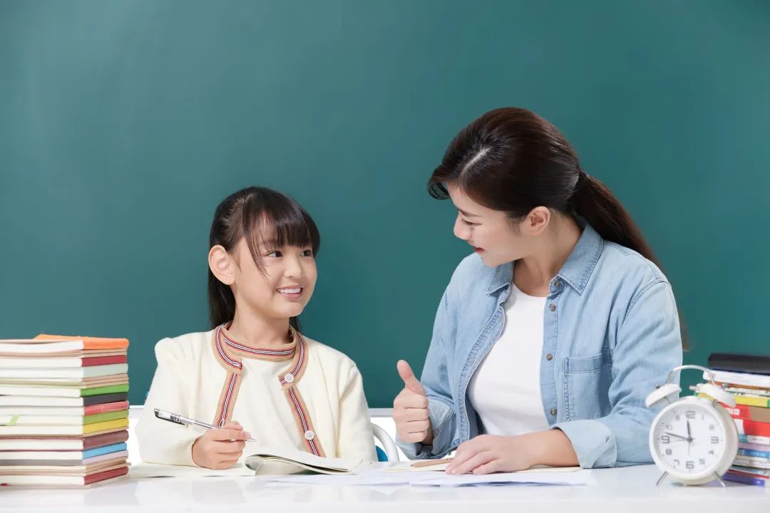 脾气暴躁的小名暴脾气的小明，如何理解与应对