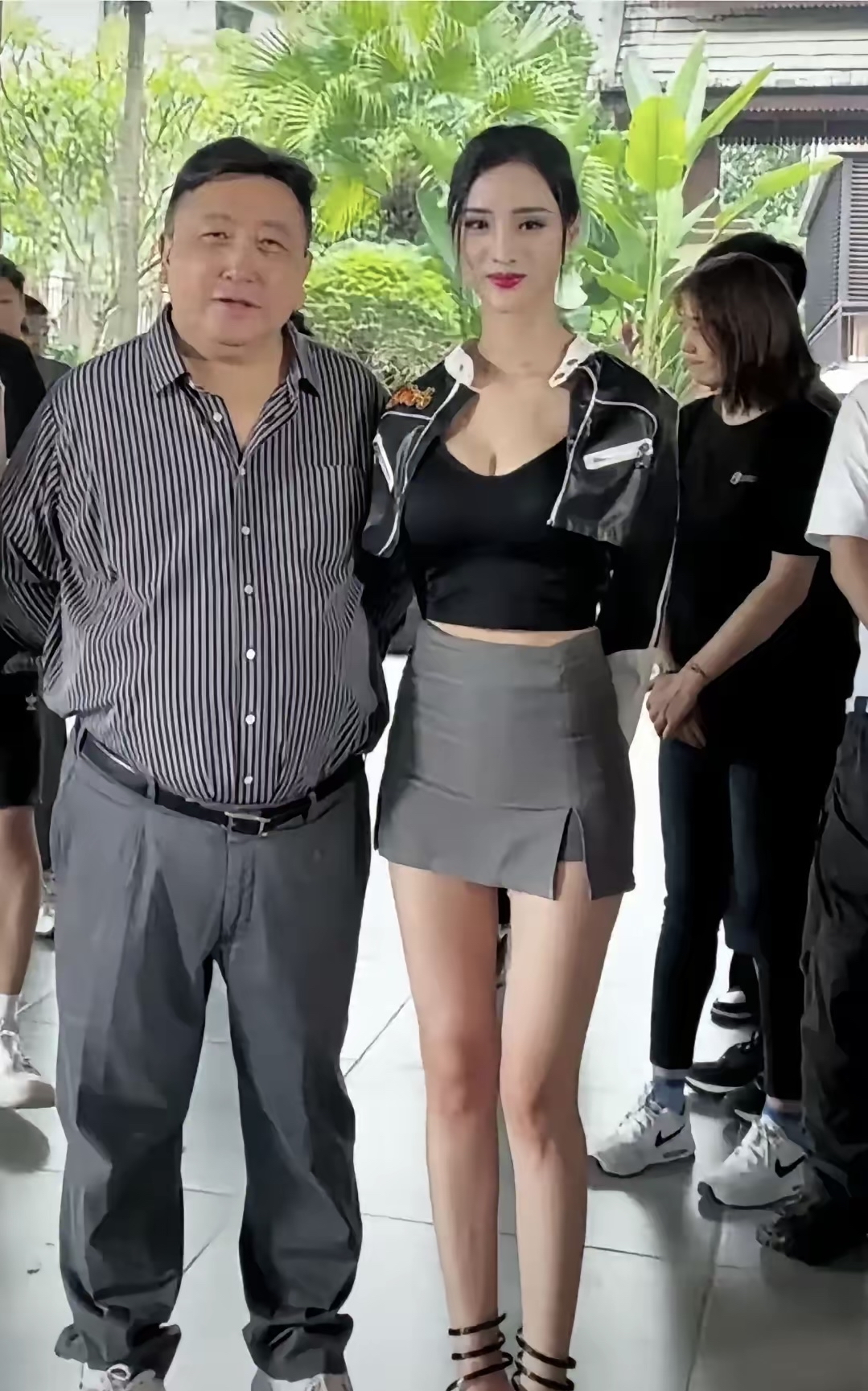 王晶拍的三级王晶导演的三级作品，艺术与商业的交织-第2张图片