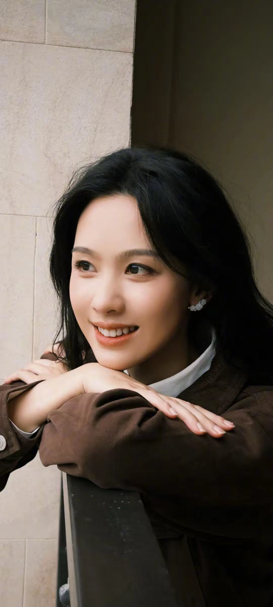 JEALOUSVUE成熟7OBB大探索JEALOUSVUE的成熟之美，7OBB的独特魅力