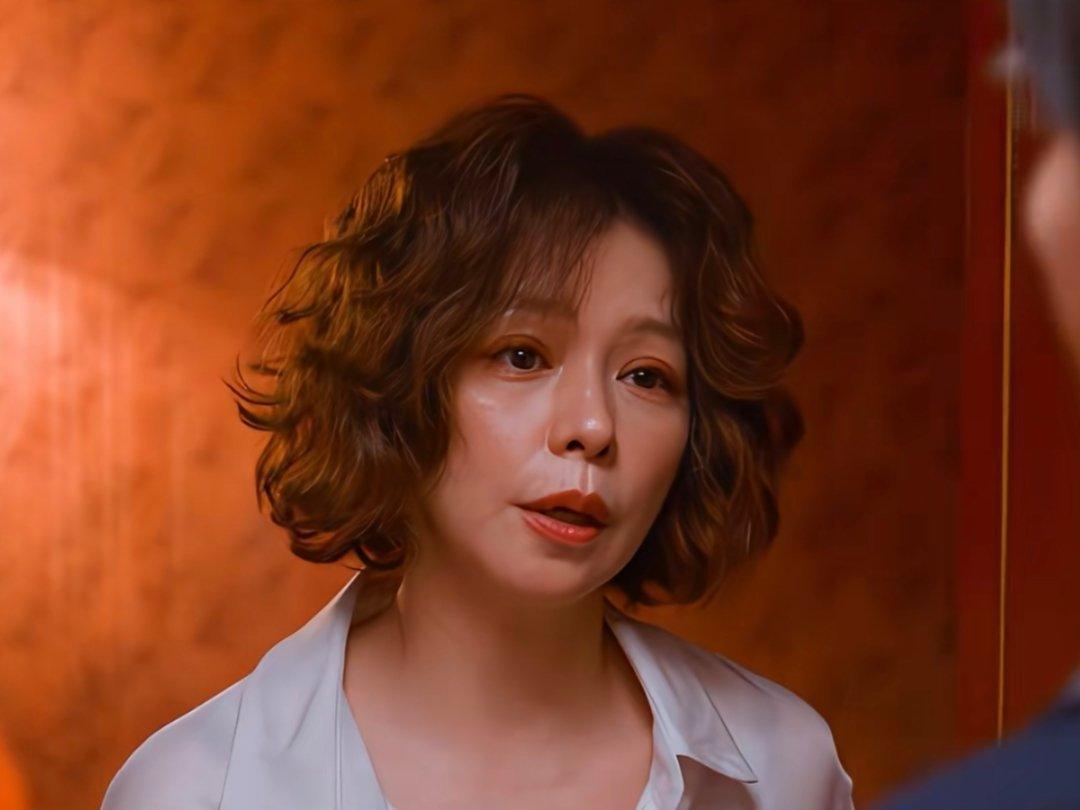 徐若瑄露点写真，艺术与争议的交织-第2张图片