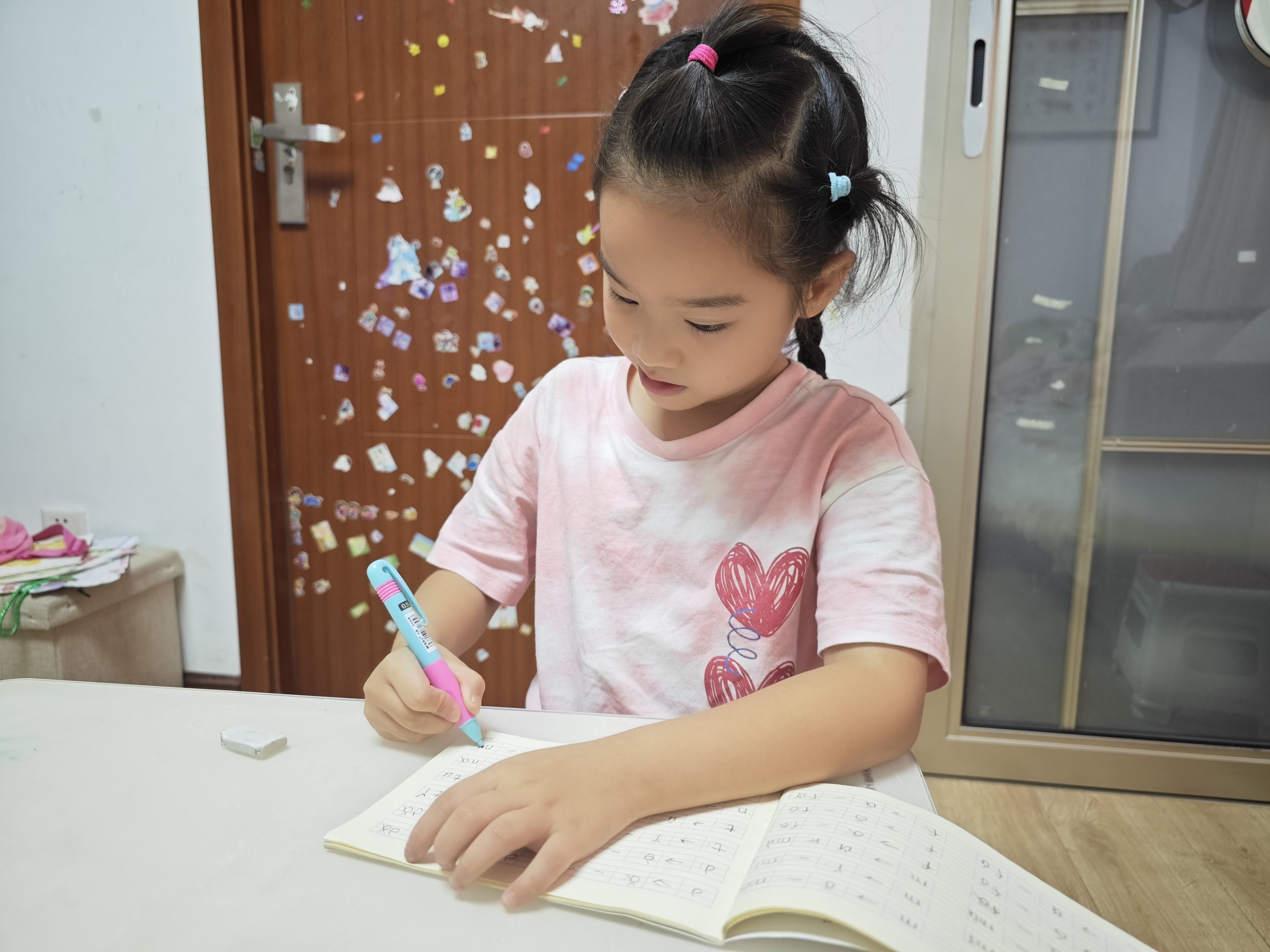 一边写作业一边C他合理分配注意力，一边写作业一边C他-第1张图片
