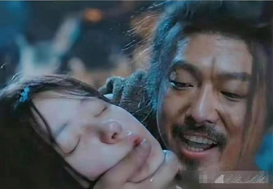 一边喘气一边叫疼的视频惊心动魄的瞬间，一边喘气一边叫疼的视频揭秘