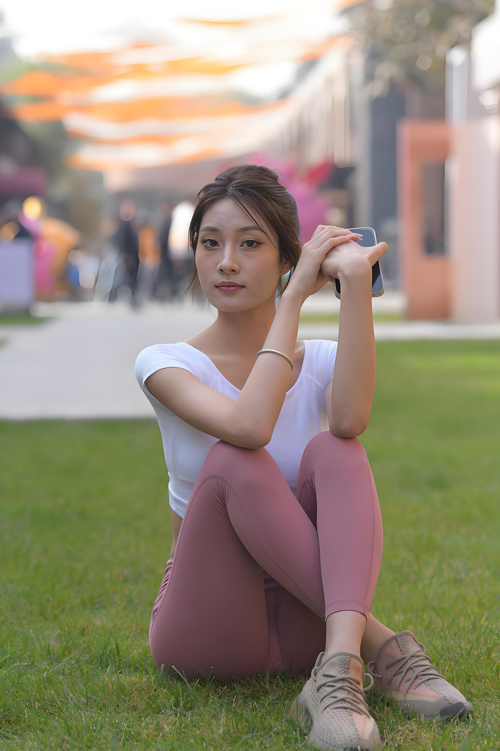 欧美18一19sex性瑜伽hd欧美18-19岁青春性瑜伽的探索与理解-第2张图片