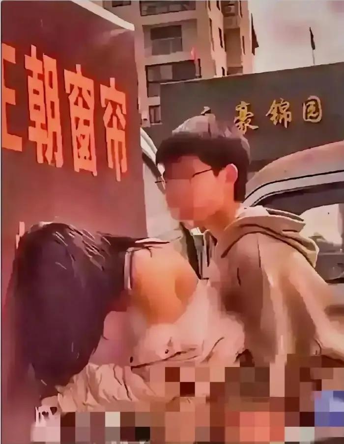 拍戏H现场滑进去了嗯啊H拍戏现场的意外与挑战——H场景的滑入与应对-第2张图片