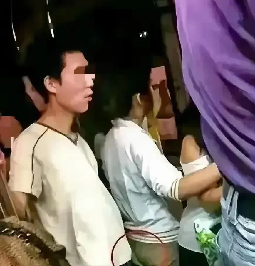 公交车拥挤身体有了反应怎么办公交车拥挤下的身体反应
