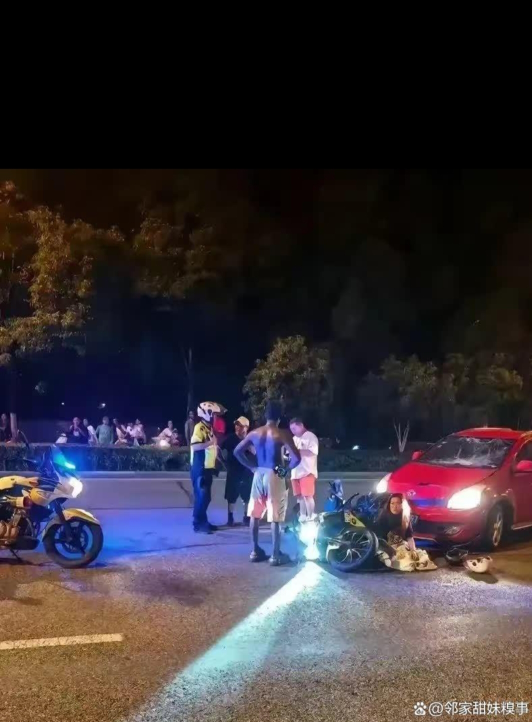 两个人夜晚在车上能干什么夜晚车行，共度良时——两个人夜晚在车上能干什么-第3张图片