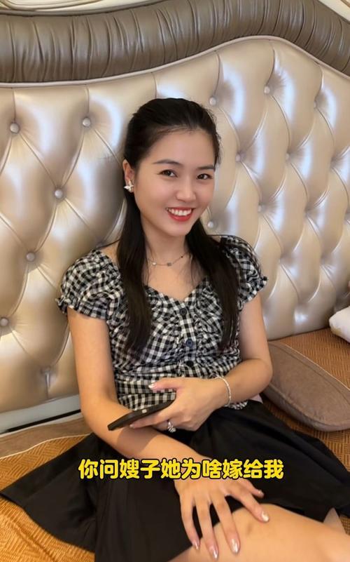 我妈特别漂亮我想要她可以吗我心中的美丽之星——我的母亲