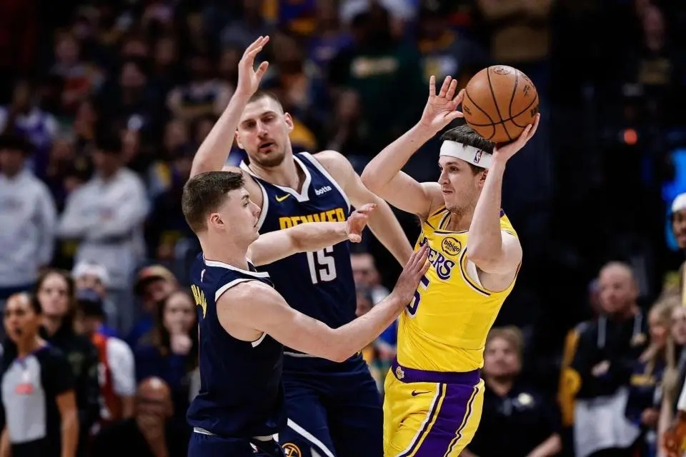 nba季后赛十佳球视频NBA季后赛十佳球精彩瞬间回顾-第2张图片