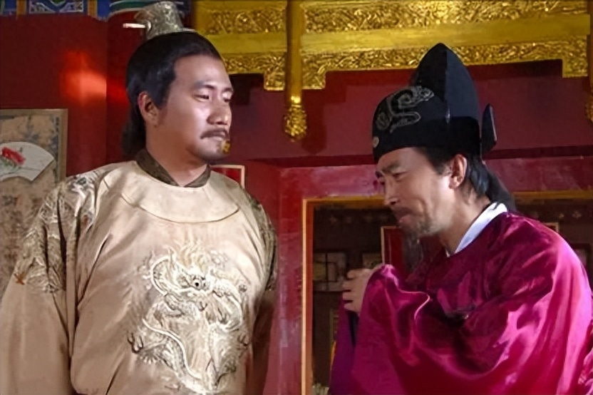 皇太后之影，大臣与干群的故事