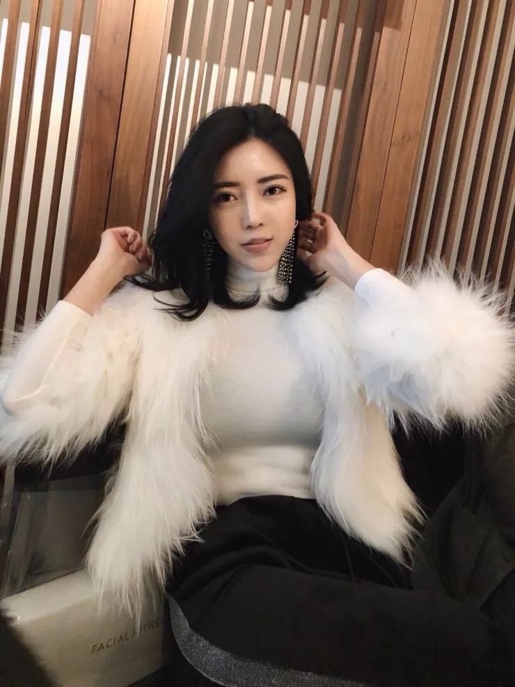韩国女主播vip2020内部揭秘韩国女主播内部世界，VIP自带氏巾的背后