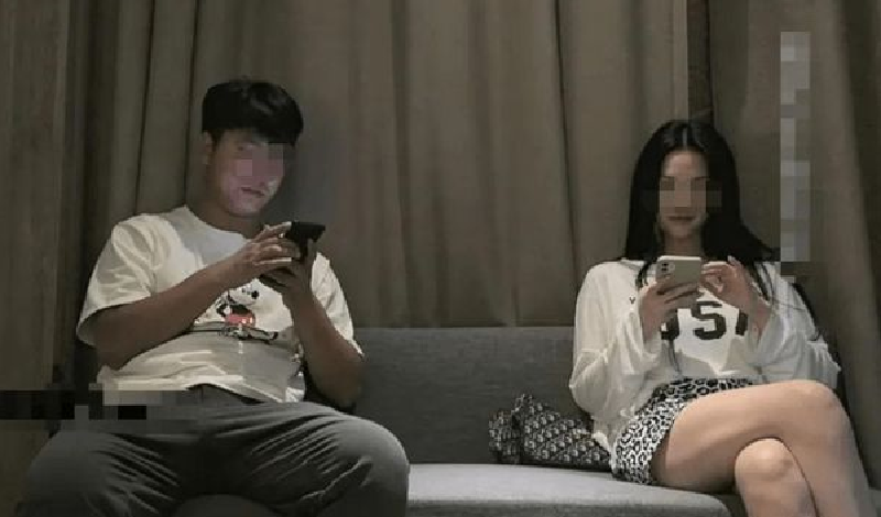 小宝寻花探花游戏介绍小宝寻花探花之旅-第2张图片