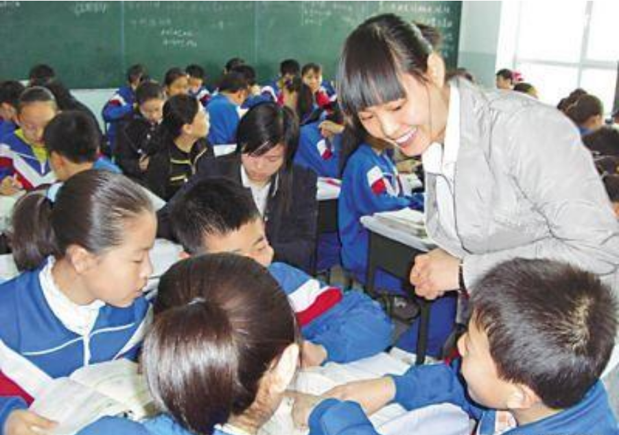 2012年张丽莉张丽全方位被虐的悲剧-第3张图片