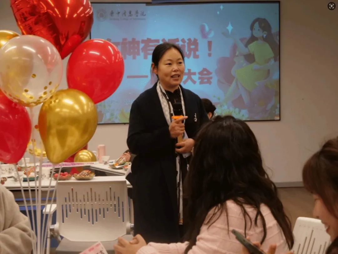 上海女老师，教育的温暖使者-第2张图片