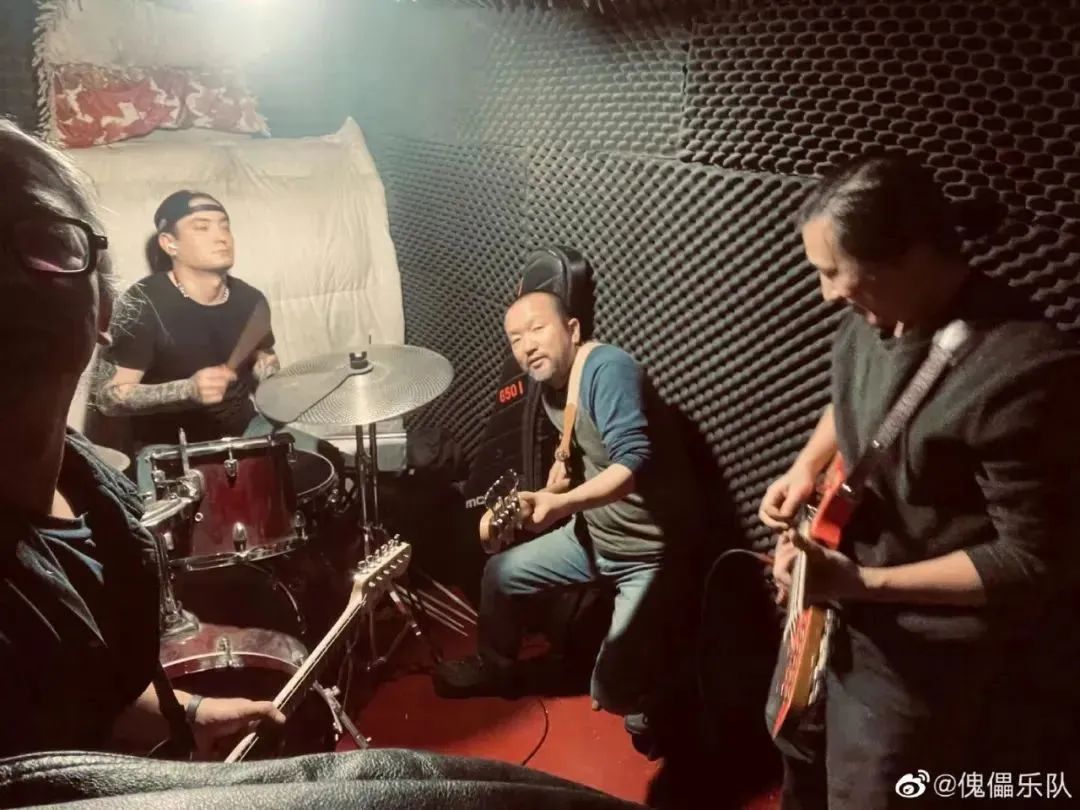 蜜芽忘忧草老狼三区欢迎您蜜芽忘忧草老狼三区——探索未知的乐趣与惊喜-第1张图片