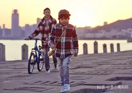 女儿的朋友与晋通话中的五个汉字-第1张图片