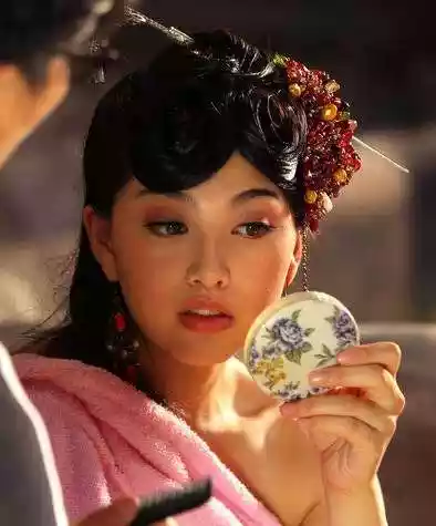 原莎央莉——神秘而独特的存在