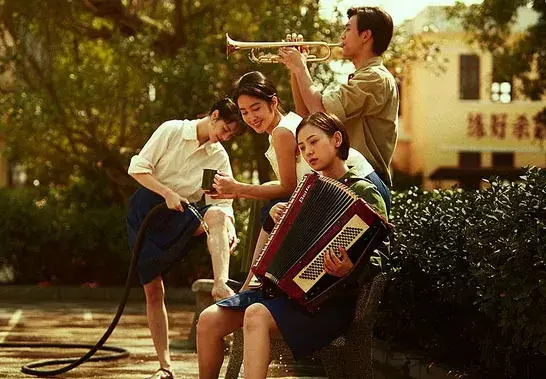 超级yin荡的高中女1超级yin荡的青春印记——高中女1的故事-第2张图片