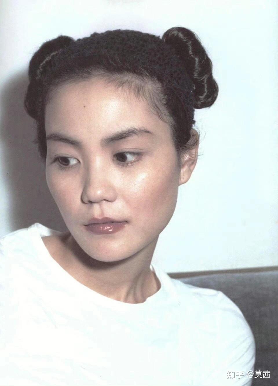 王菲产子是真的吗知乎王菲产子传闻揭秘，真相究竟如何？