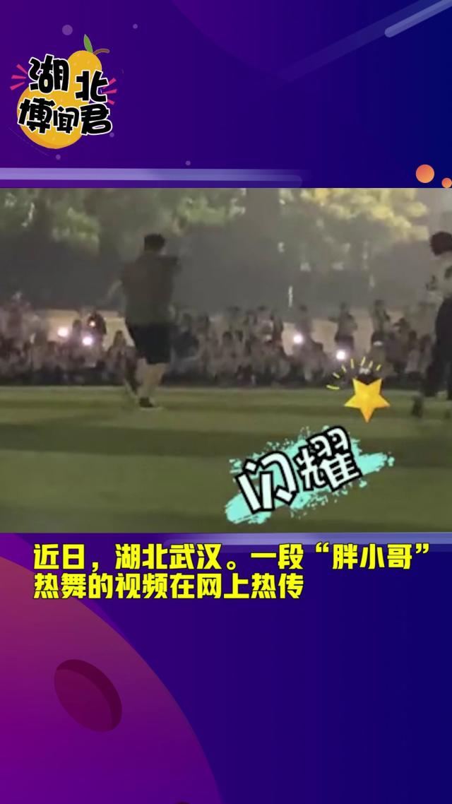 揭秘网络热传的两个男的打扑克视频-第3张图片