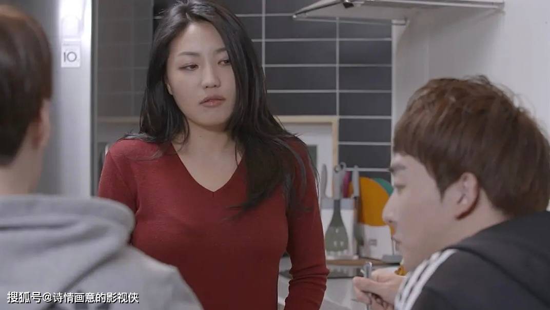 丰满女邻居的私密影像，探讨网络伦理与道德边界-第2张图片