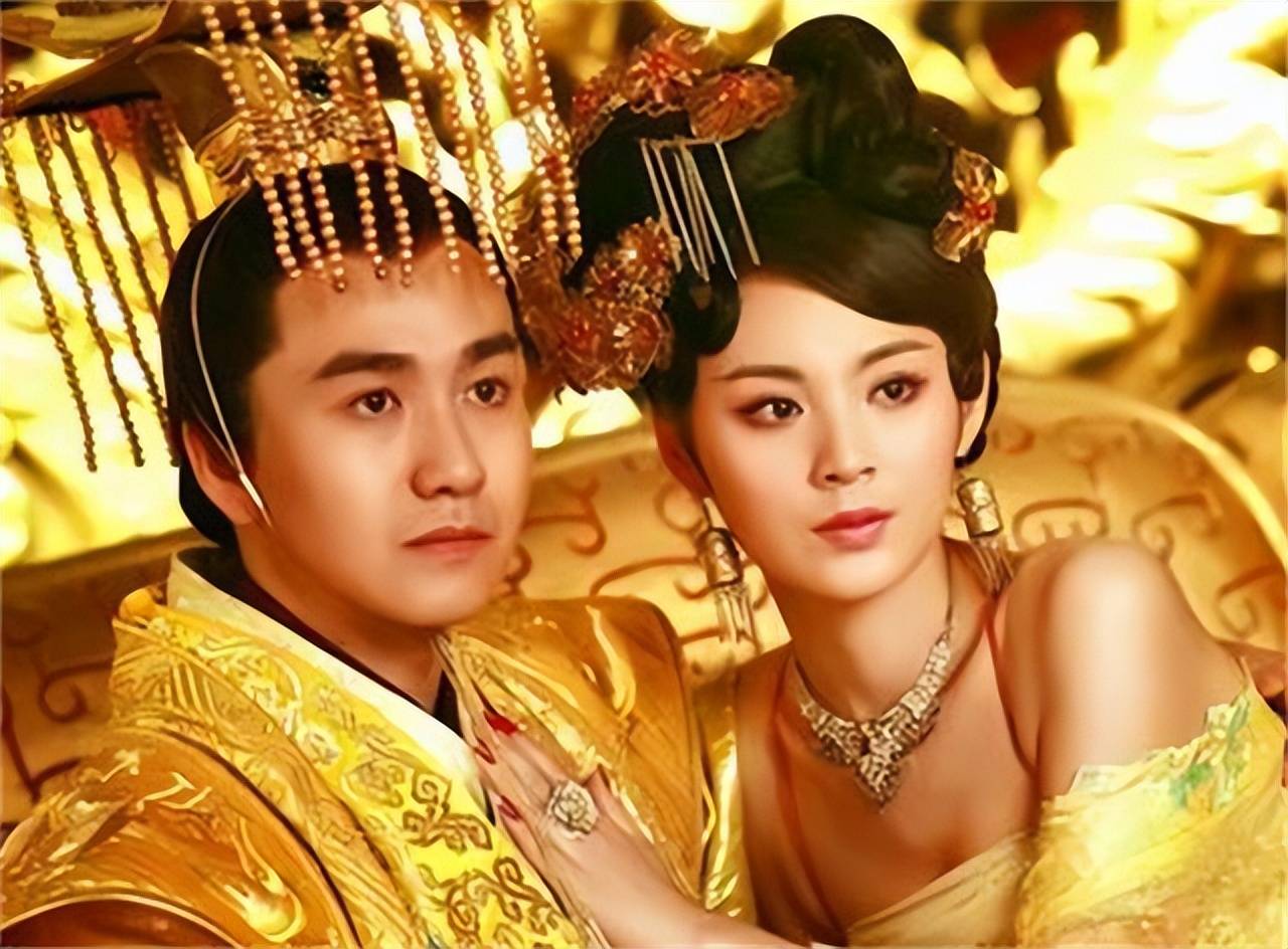 大臣干群皇太后最火的一句皇太后金句流传，大臣干群共赏——最火的一句-第1张图片