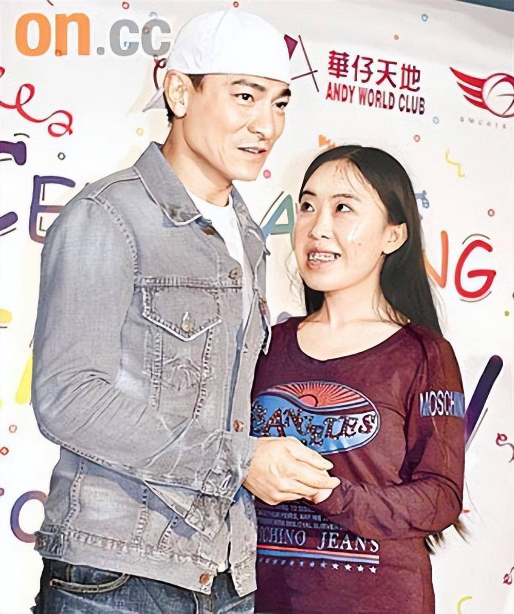 果冻传媒杨丽娟在线播放高清无删减果冻传媒杨丽娟在线播放——探索现代传媒与网络直播的魅力