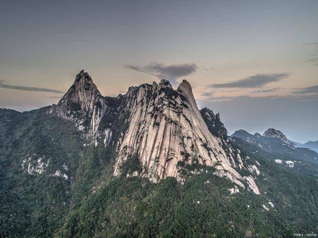 饭山，美食与自然的和谐交响-第2张图片