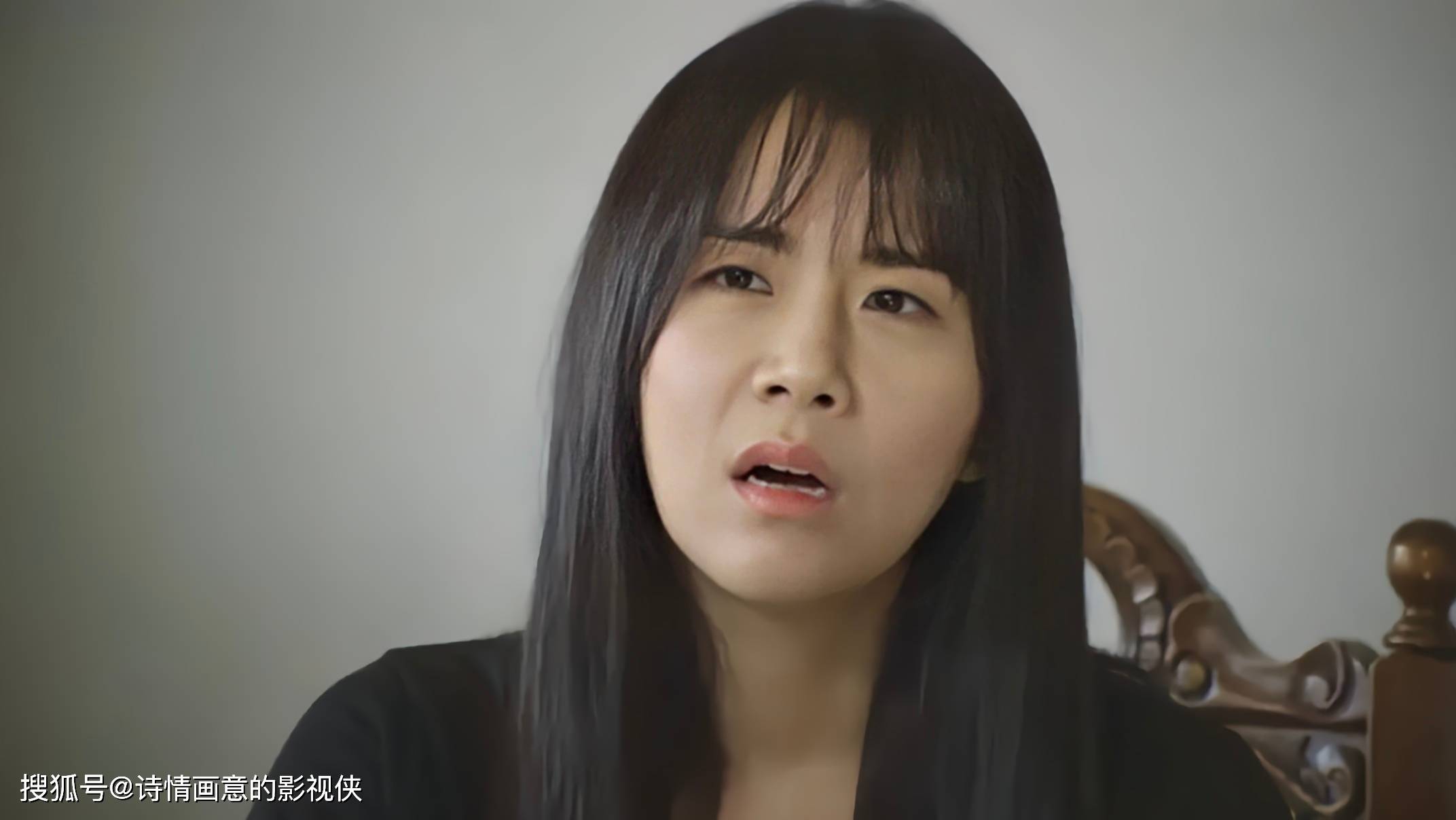 老妇的欲火情缘老妇的欲火，探索内心深处的情感与挑战