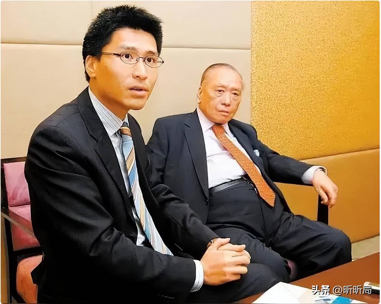 富豪人生红包版富豪人生的繁华与思考