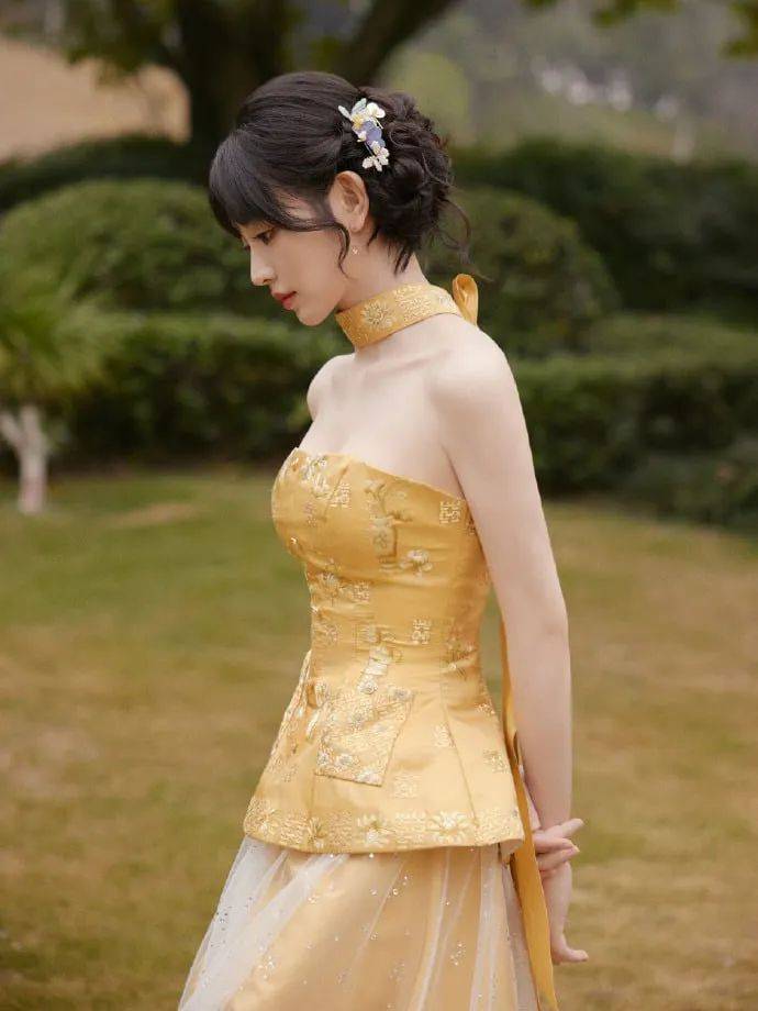 明星合成图片海报图片明星合成色图片，探索流行色彩的魅力