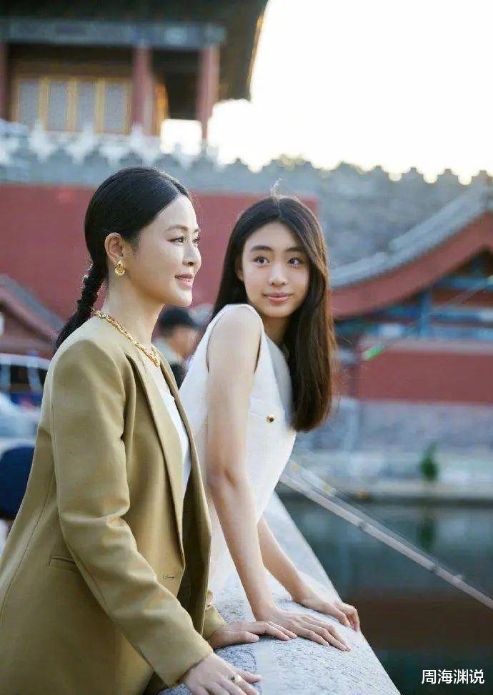 妈妈的朋友与三线在完整有限公司的奇妙故事