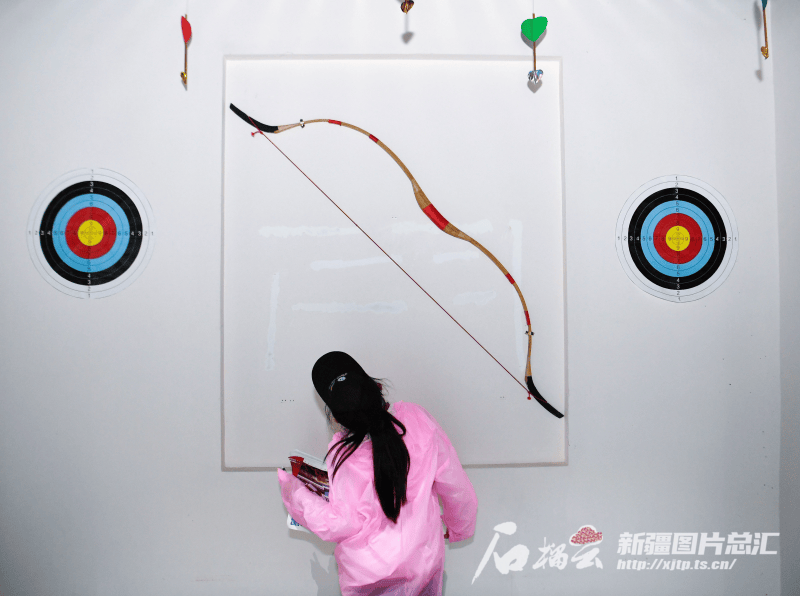 模拟射箭模拟射箭，体验传统技艺的魅力