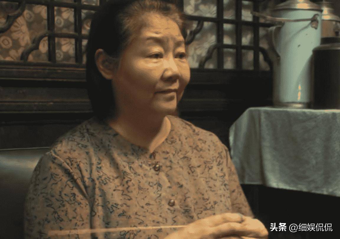 年轻的母亲妈妈4年轻的母亲——妈妈4的成长与担当