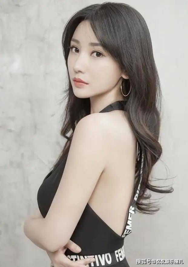 柳岩乳柳岩的魅力，从乳到女性之美-第2张图片