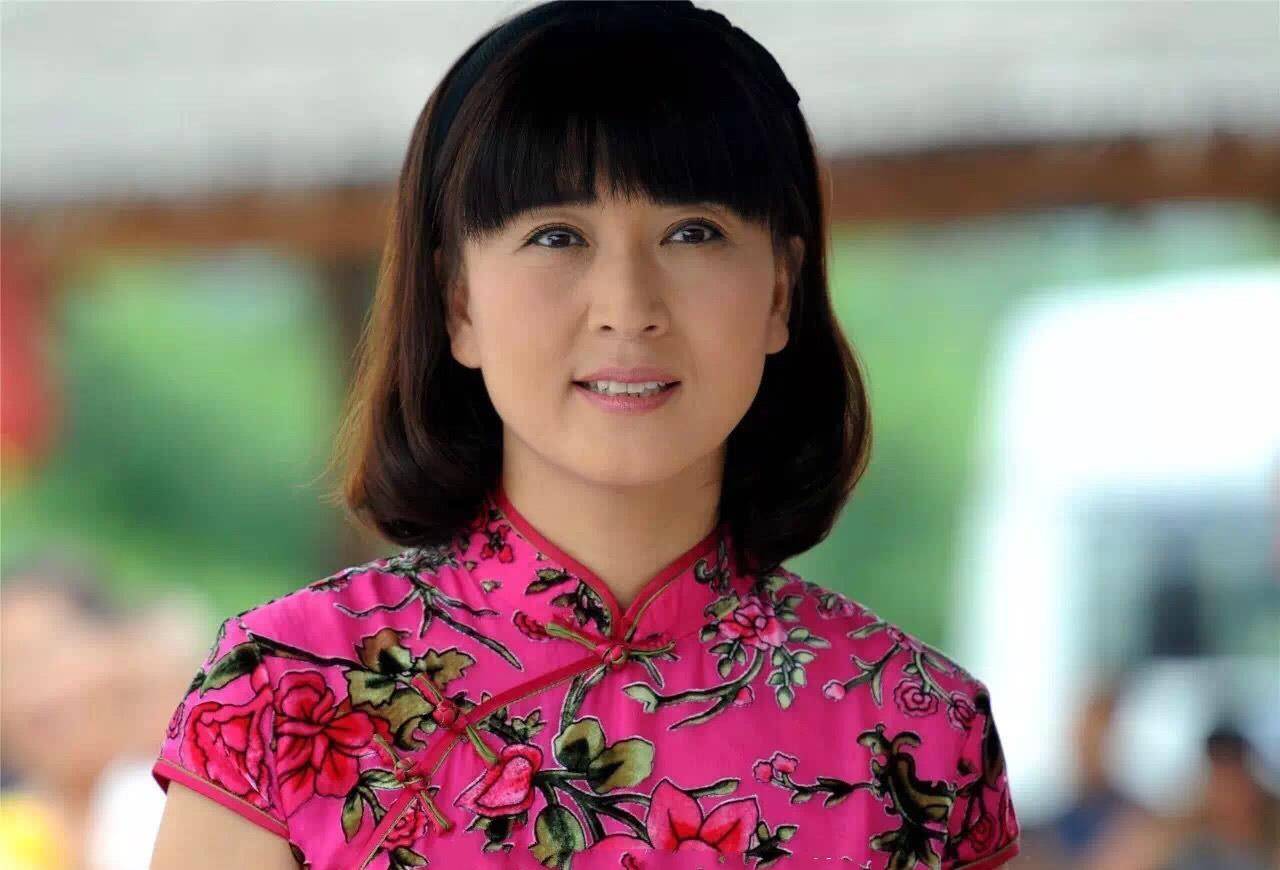欧美巨型作品中的孕妇视频，探索与思考