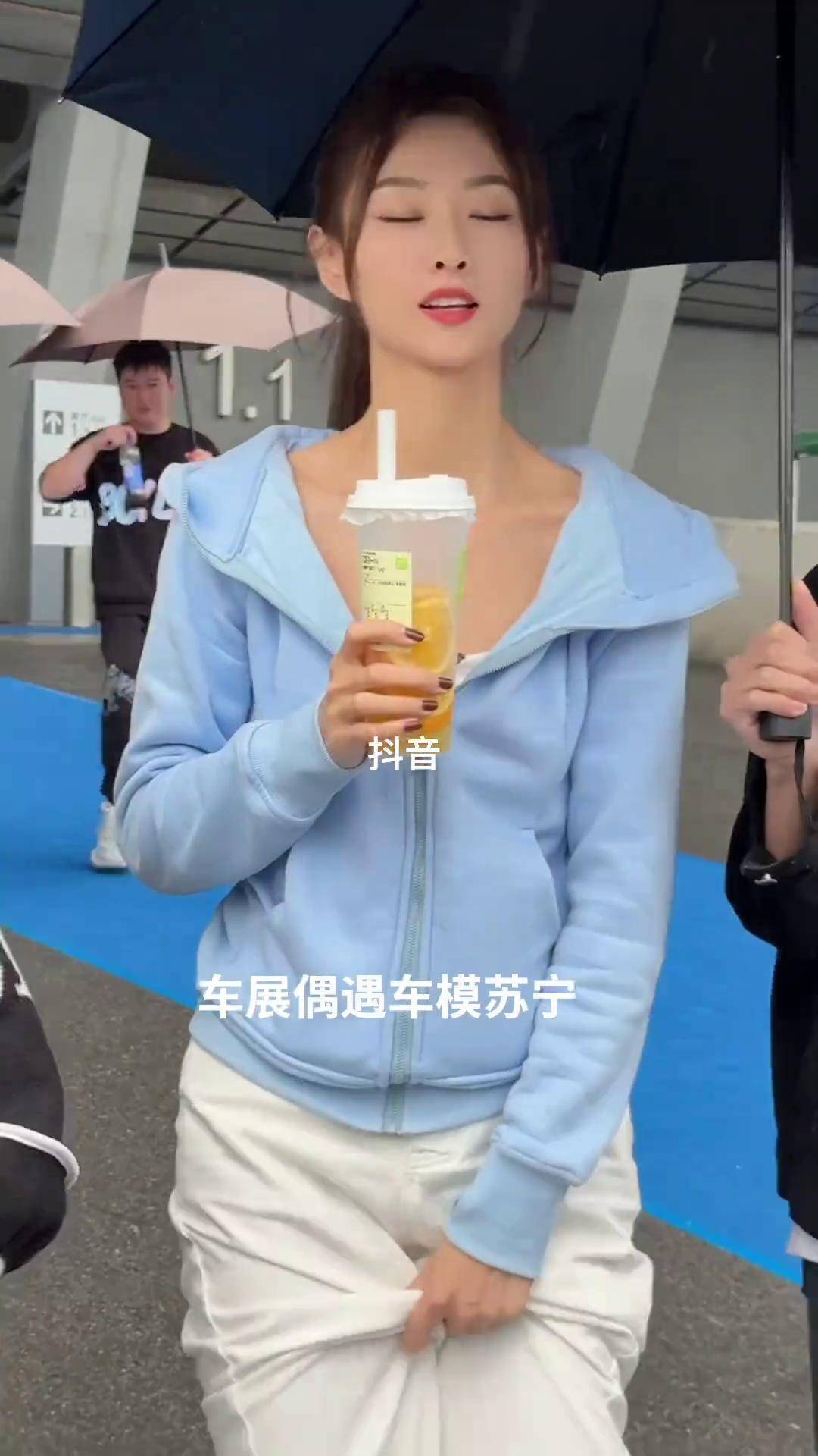 美女裸照动态图，探讨网络伦理与道德边界