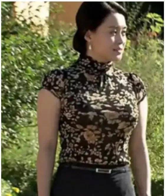 大广播胸大大广播与胸大之美-第1张图片