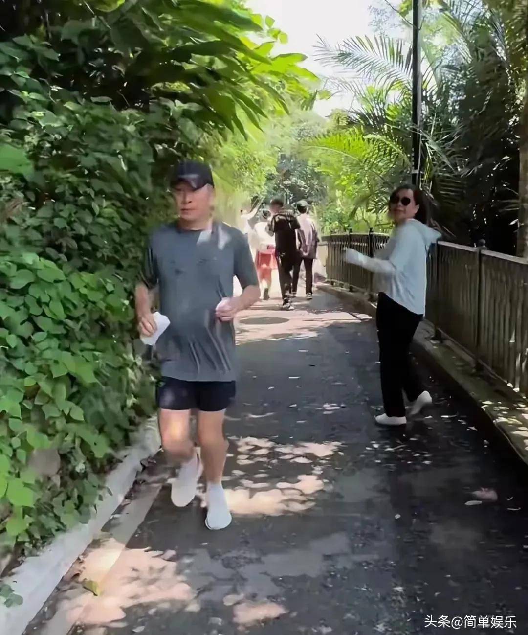 刘嘉玲遭遇网络谣言诽谤的悲剧，被绑性侵图片的真相-第3张图片
