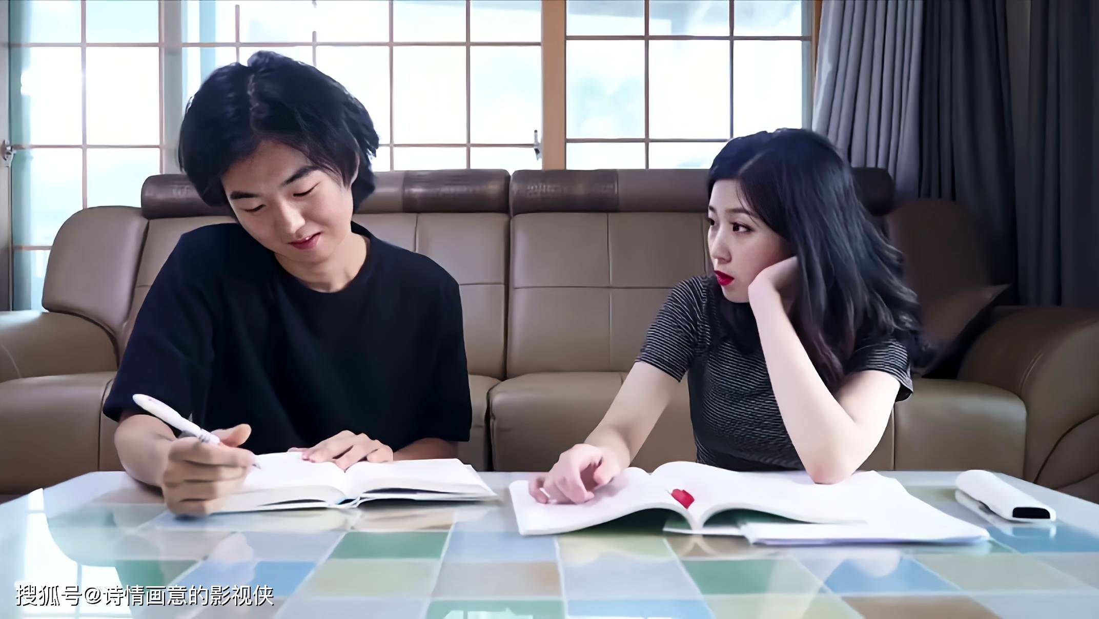 yy6080久久伦理一区二区探索YY6080久久伦理一区二区的网络世界-第3张图片