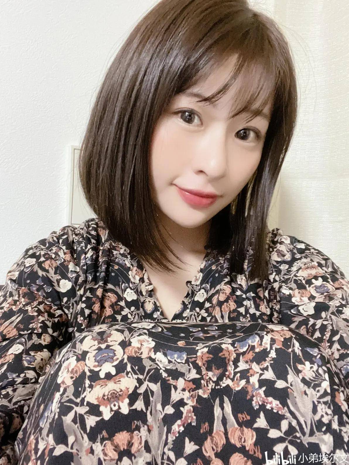 天使萌巨汉三兄弟免费观看天使萌的奇妙世界-第1张图片