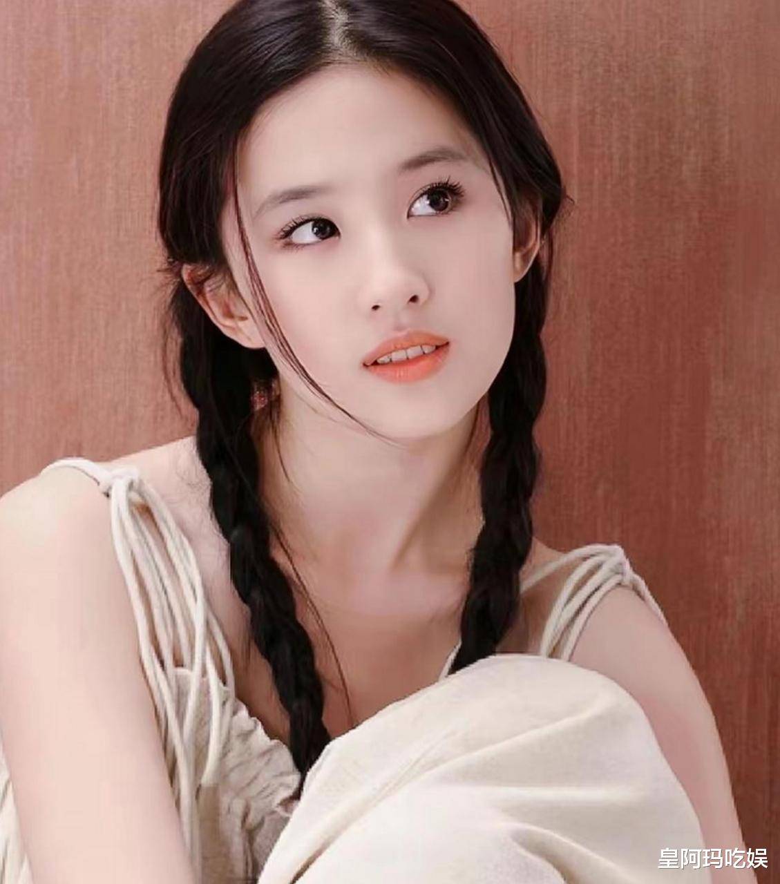 张柏芝油画图片张柏芝油画，艺术之美与明星魅力的碰撞