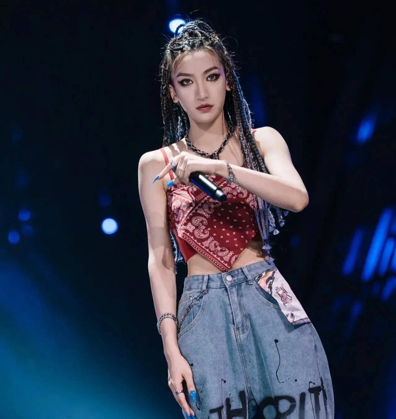国外年轻女RAPPER国外年轻女RAPPER，音乐界的璀璨新星