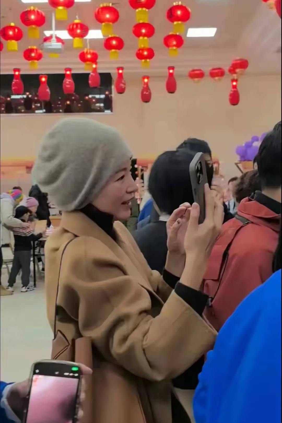 人乱AN乱Alv老人乱欧美胖老太与青,年人zoo人乱、乱AN、乱ALV与老人乱，社会现象的反思