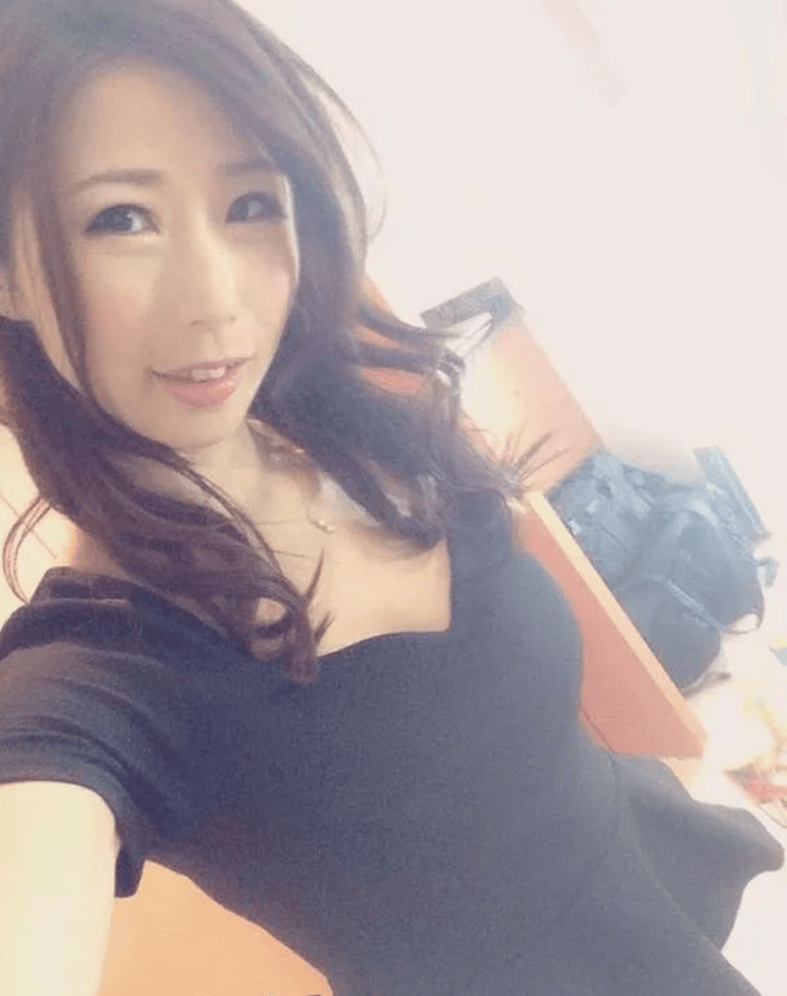 极品人妻VIDEOSSS人妻关于极品人妻与人妻主题的探讨-第3张图片